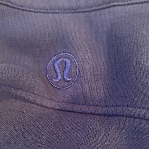 Lululemon Oversized Scuba - Picture 4 of 5